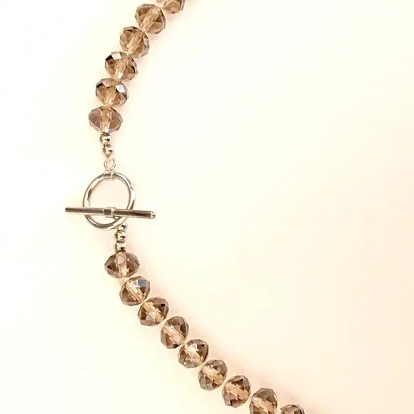 Faceted smoke glass beaded necklace - Picture 11 of 11